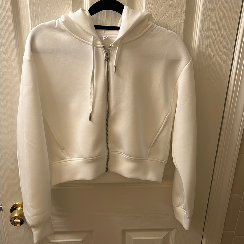 GU White Zip-Up Hoodie NWOT